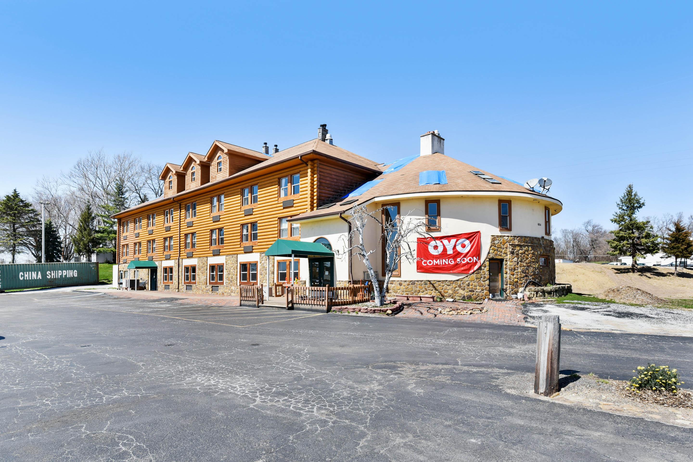 Casa Loma Inn & Suites By Oyo Davenport Ia Near I-80 Luaran gambar